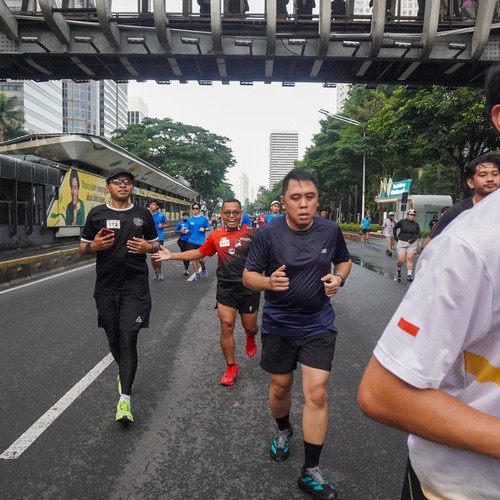 Race photo from FIRST SUNDAY RUN