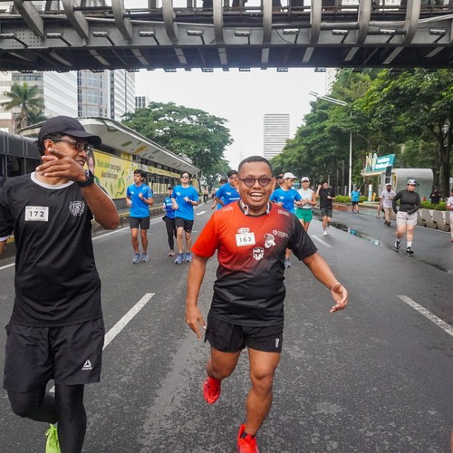 Race photo from FIRST SUNDAY RUN