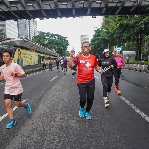 Race photo from FIRST SUNDAY RUN