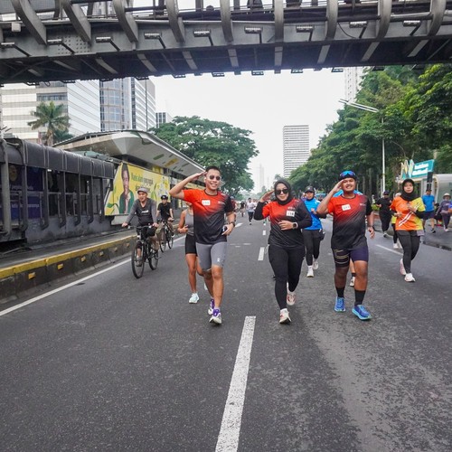 Race photo from FIRST SUNDAY RUN