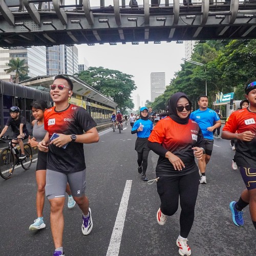 Race photo from FIRST SUNDAY RUN