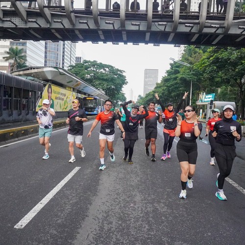 Race photo from FIRST SUNDAY RUN