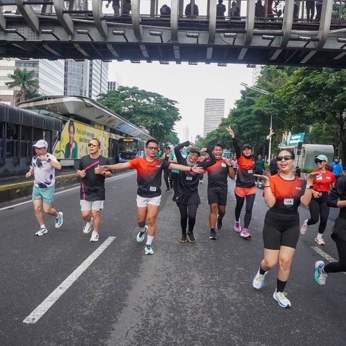 Race photo from FIRST SUNDAY RUN