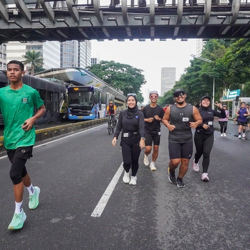 Race photo from FIRST SUNDAY RUN