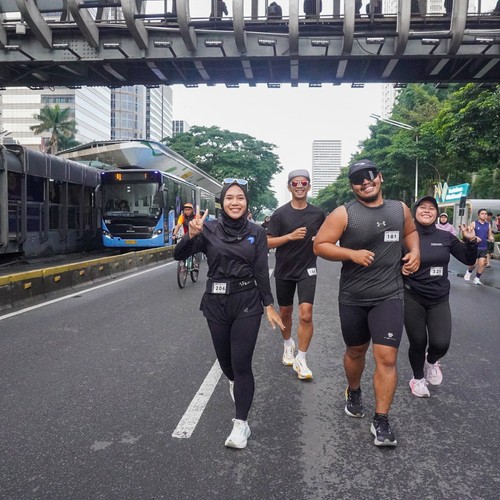 Race photo from FIRST SUNDAY RUN