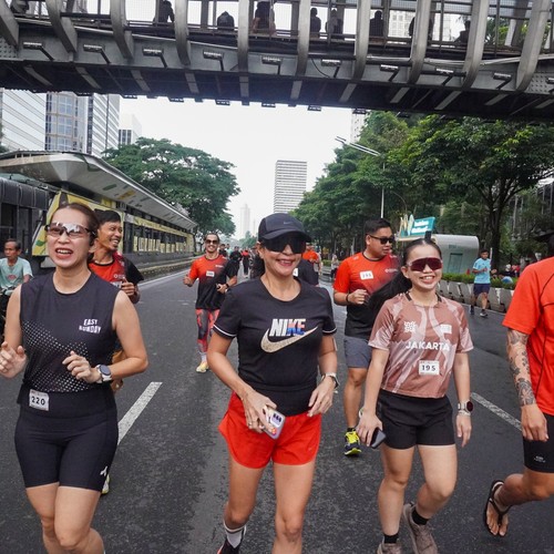 Race photo from FIRST SUNDAY RUN