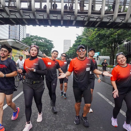 Race photo from FIRST SUNDAY RUN