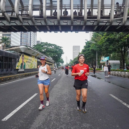 Race photo from FIRST SUNDAY RUN