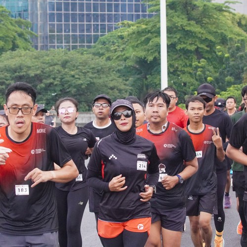 Race photo from FIRST SUNDAY RUN