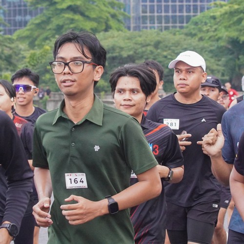Race photo from FIRST SUNDAY RUN
