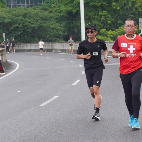 Race photo from FIRST SUNDAY RUN