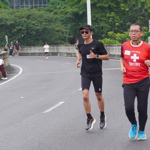Race photo from FIRST SUNDAY RUN