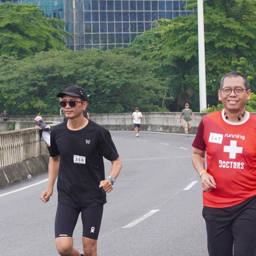 Race photo from FIRST SUNDAY RUN