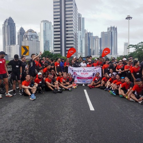Race photo from FIRST SUNDAY RUN