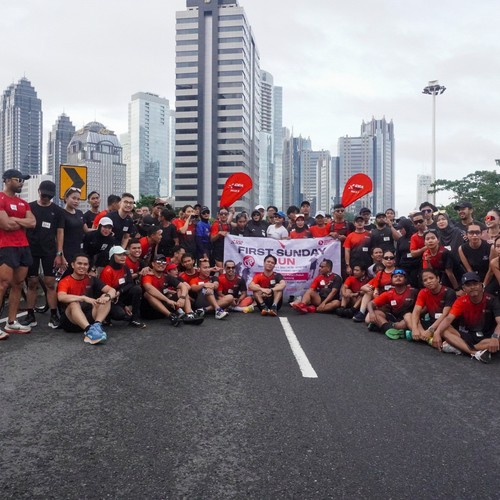 Race photo from FIRST SUNDAY RUN