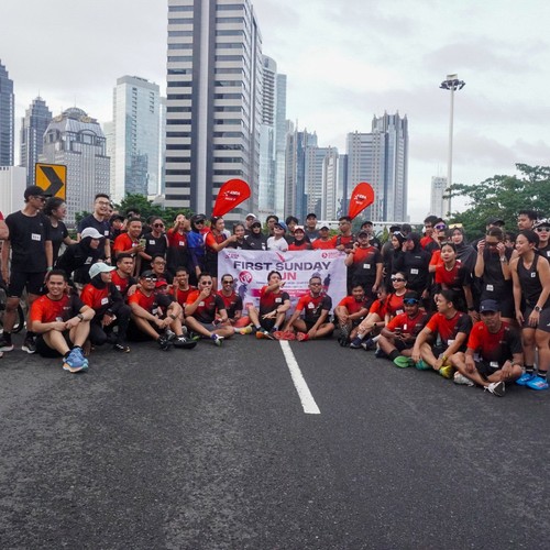 Race photo from FIRST SUNDAY RUN