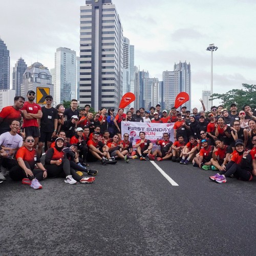 Race photo from FIRST SUNDAY RUN