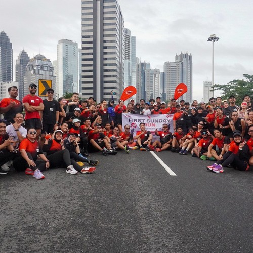 Race photo from FIRST SUNDAY RUN