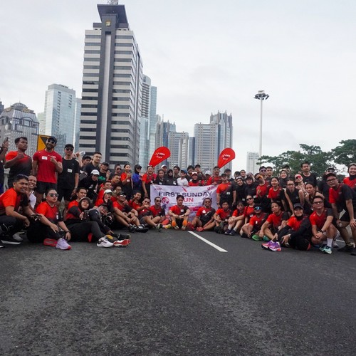 Race photo from FIRST SUNDAY RUN