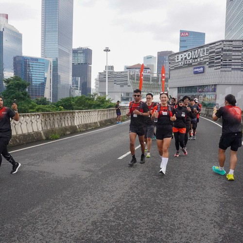Race photo from FIRST SUNDAY RUN