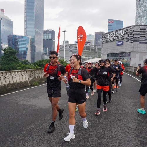 Race photo from FIRST SUNDAY RUN