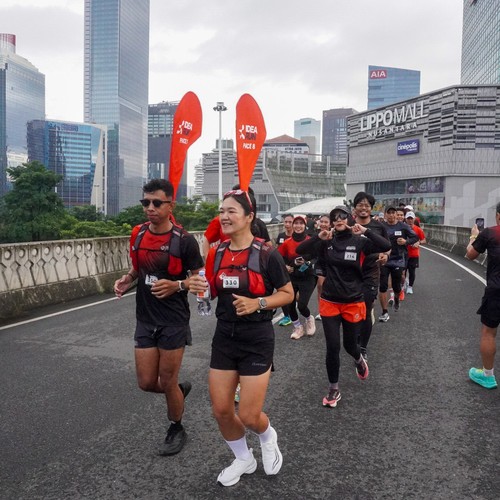 Race photo from FIRST SUNDAY RUN