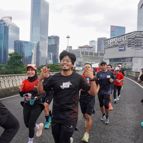 Race photo from FIRST SUNDAY RUN
