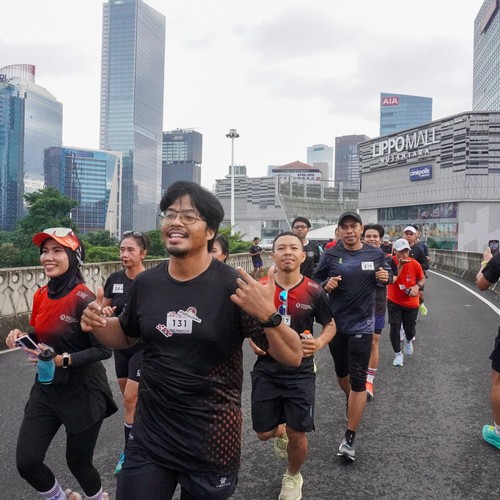 Race photo from FIRST SUNDAY RUN