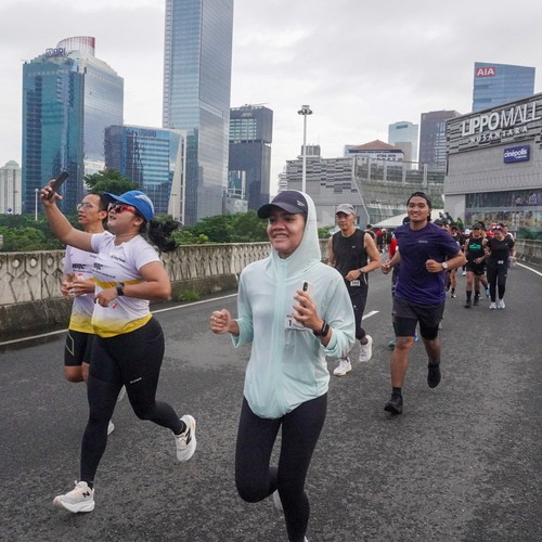 Race photo from FIRST SUNDAY RUN
