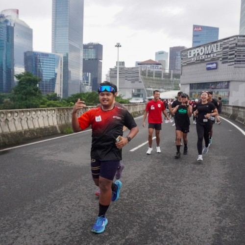 Race photo from FIRST SUNDAY RUN