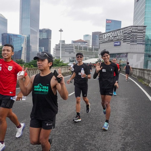 Race photo from FIRST SUNDAY RUN