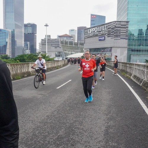 Race photo from FIRST SUNDAY RUN