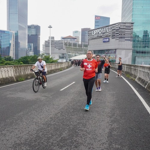 Race photo from FIRST SUNDAY RUN
