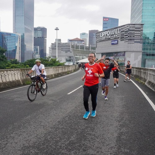 Race photo from FIRST SUNDAY RUN