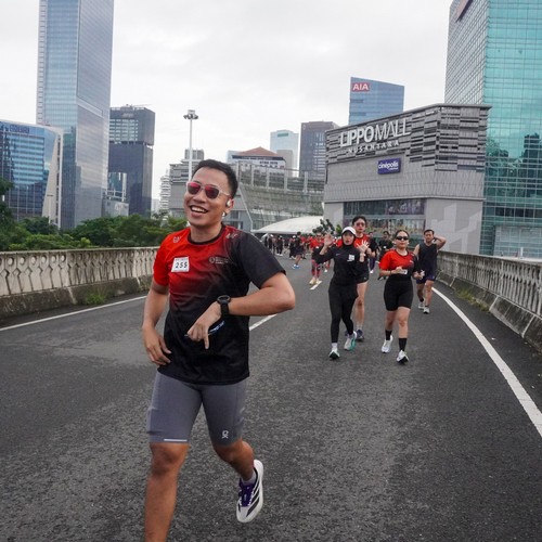 Race photo from FIRST SUNDAY RUN