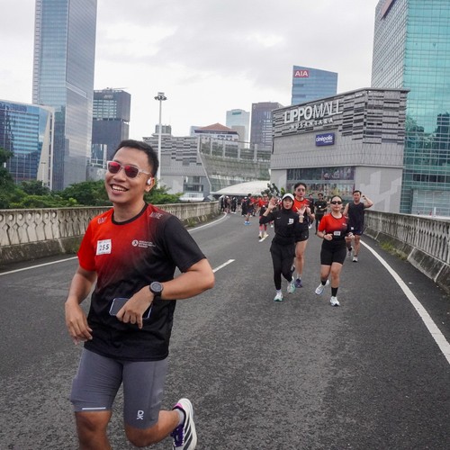 Race photo from FIRST SUNDAY RUN