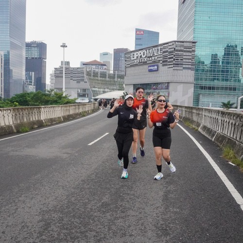 Race photo from FIRST SUNDAY RUN