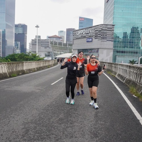 Race photo from FIRST SUNDAY RUN