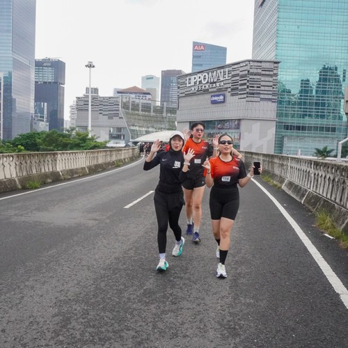 Race photo from FIRST SUNDAY RUN
