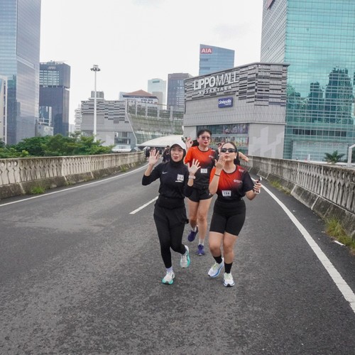 Race photo from FIRST SUNDAY RUN