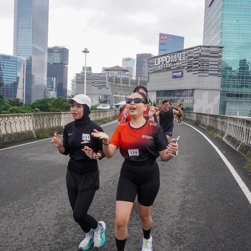 Race photo from FIRST SUNDAY RUN