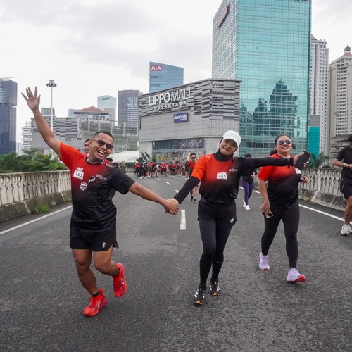 Race photo from FIRST SUNDAY RUN