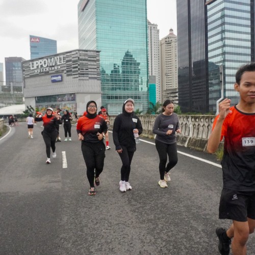 Race photo from FIRST SUNDAY RUN