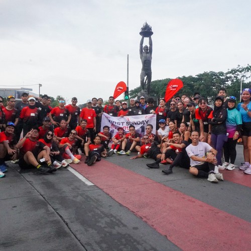 Race photo from FIRST SUNDAY RUN