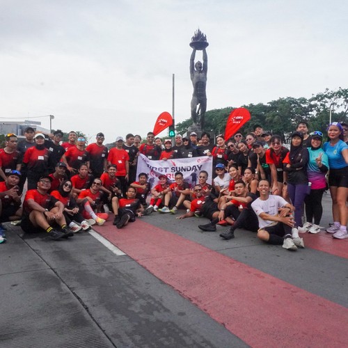 Race photo from FIRST SUNDAY RUN