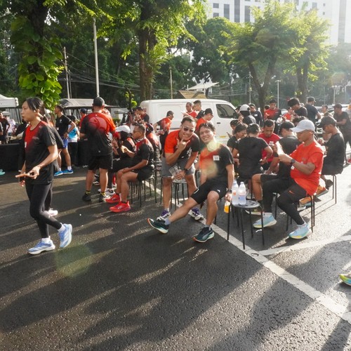 Race photo from FIRST SUNDAY RUN