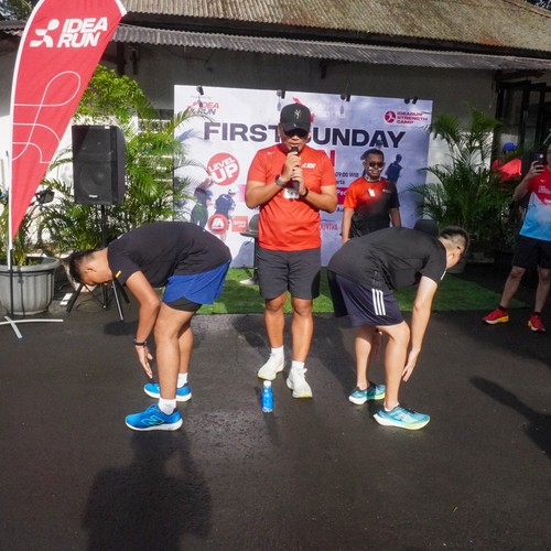 Race photo from FIRST SUNDAY RUN