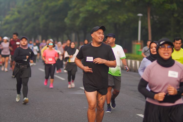 Race photo from NU SKIN RUNNING CLUB
