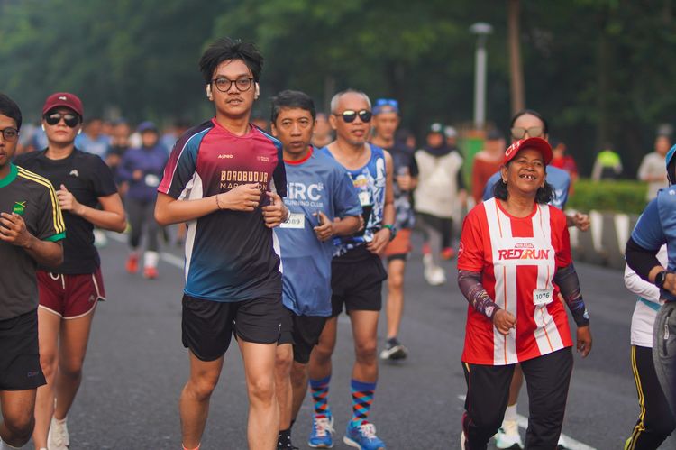 Race photo from NU SKIN RUNNING CLUB