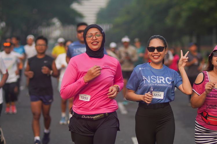 Race photo from NU SKIN RUNNING CLUB